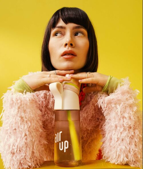Gen2Fun campaign for AIR UP - photographed by Sophie SCHWARZENBERGER c/o JULIA WALDMANN