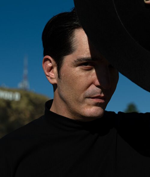 J. KONRAD SCHMIDT fotografiert Hollywood Star DAVID DASTMALCHIAN in Los Angeles - Auszeichnungen beim Prix de la Photographie und den IPA Awards