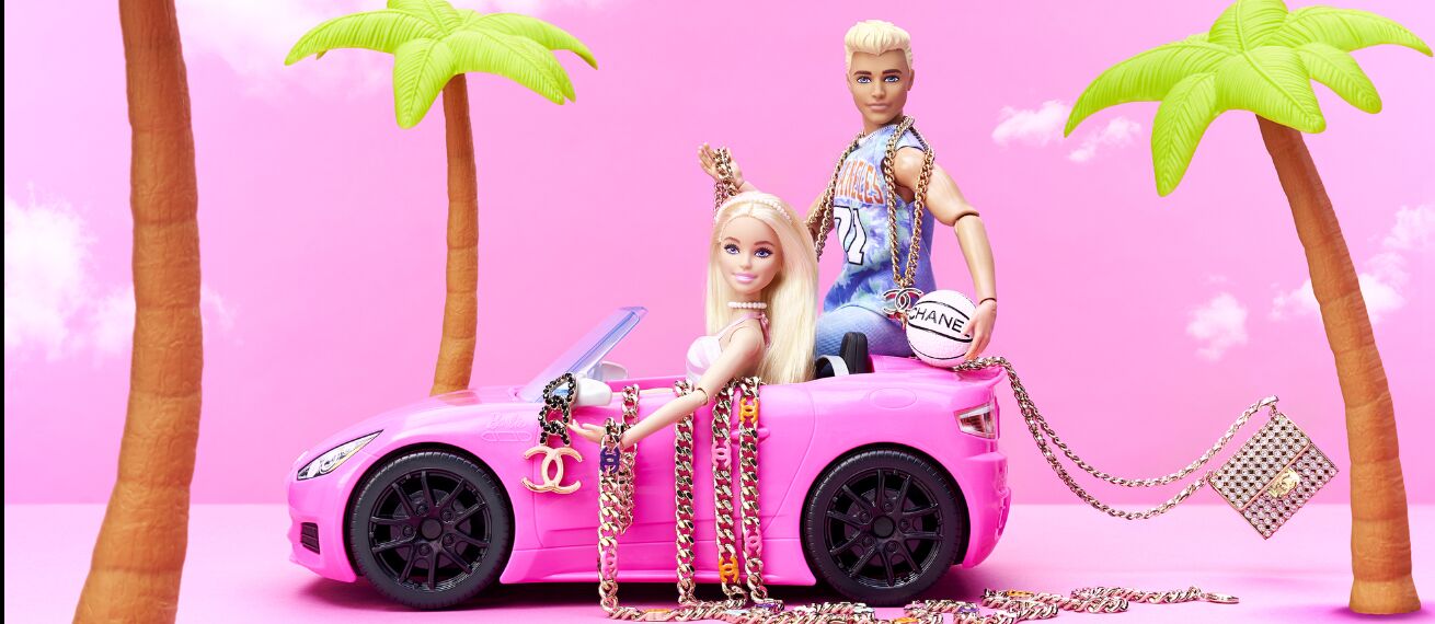 ‘Come on, Barbie, let's go shopping’ - Wolf-Dieter BÖTTCHER c/o STILLSTARS photographed Barbie Glam for GLAMOUR magazine