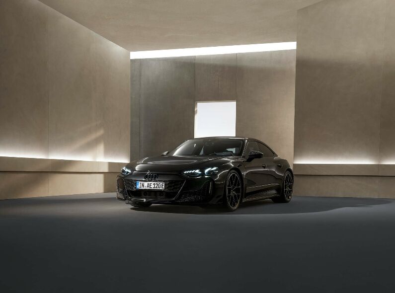 AUDI EXCLUSIVE - Jan van Endert c/o NERGER M&O captures AUDI ETRON GT models for thjnk