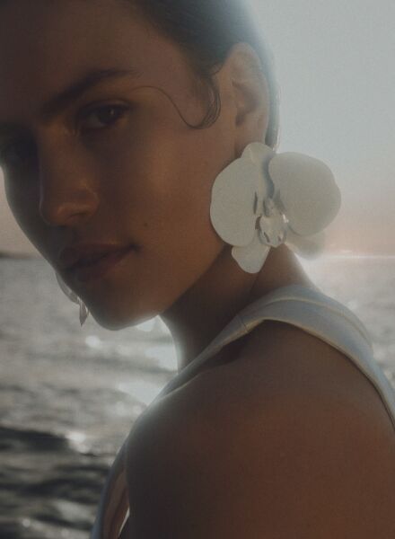 Revisited : 'Sunlit Dreams' - Christoph KLUTSCH c/o KRISTINA KORB photographed model Anastasiia Liundrynska for the ELLE Serbia cover story 08/24