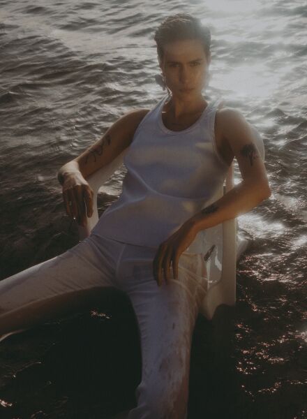 Revisited : 'Sunlit Dreams' - Christoph KLUTSCH c/o KRISTINA KORB photographed model Anastasiia Liundrynska for the ELLE Serbia cover story 08/24