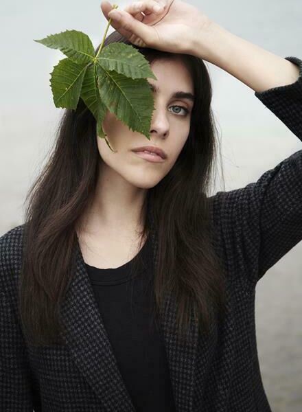 Mirjam KLUKA c/o VISUALEYES ARTISTS photographs for the Zurich fashion boutique LA TIENDA