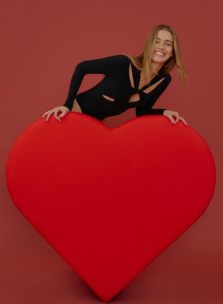 SAINT SASS Valentine's Day Special '25 - with props and accessories by Deborah DIXHENS c/o LIGAWEST
