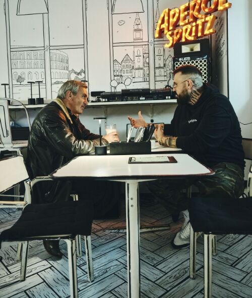 Roadstories: RAMP.SPACE and BMW BANK in the person of Wladimir Kaminer and artist HOMBRE together and in good spirits in Nuremberg