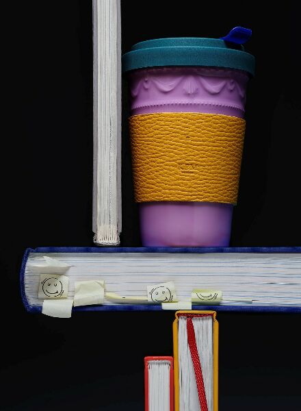 KURLAND to-go mug edition 'Farvet' – photographed by Ragnar SCHMUCK c/o NERGER M&O for KPM