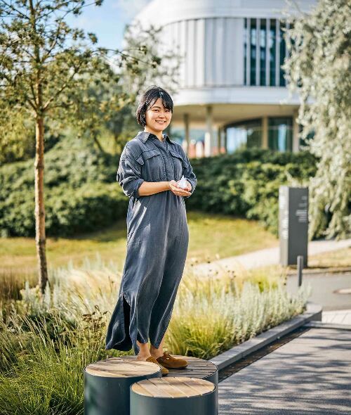 NEW: ANNA SCHROLL, industrial and corporate photographer from Jena/Germany, photographs employee portraits for the Leibniz-HKI 2025 calendar 'Faces of Science'