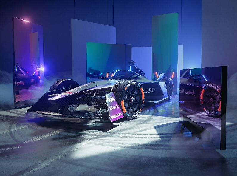 Formula E Gen3 in a full-CGI track by photographer THOMAS SCHORN and RAY Postproduction