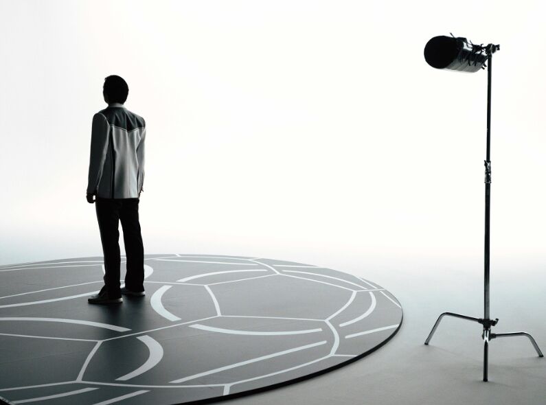 Sophie SCHWAREZENBERGER c/o JULIA WALDMANN photographs the king of electrolore Alexander Marcus
