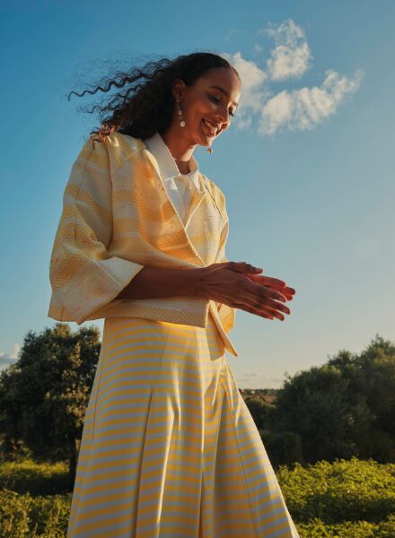 Chiara BONETTI c/o JULIA WALDMANN fotografiert die SIMPLETHEN Frühjahr/Sommer Kollektion 2025