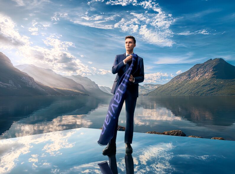 SAS – Scandinavian Airlines - eyecatching campaign by AI artist Stefanie LÖWENSTEIN c/o AGENT MOLLY & CO