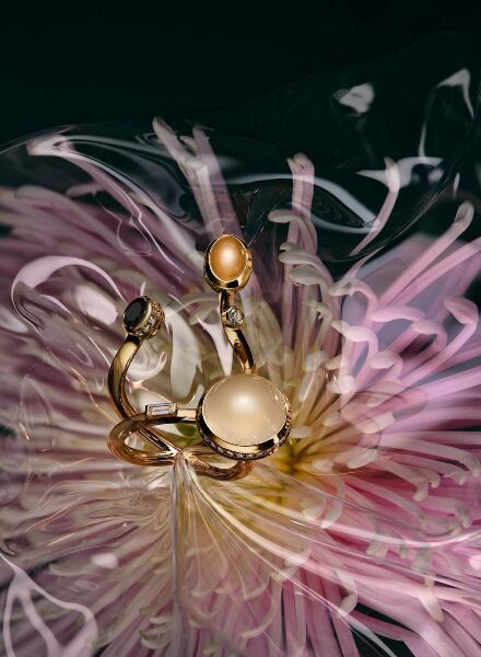 Sculptural Jewelry in Visionary Staging - by Sam HOFMAN c/o MAKING PICTURES .... and meet MAKING PICTURES at UPDATE 25 BERLIN