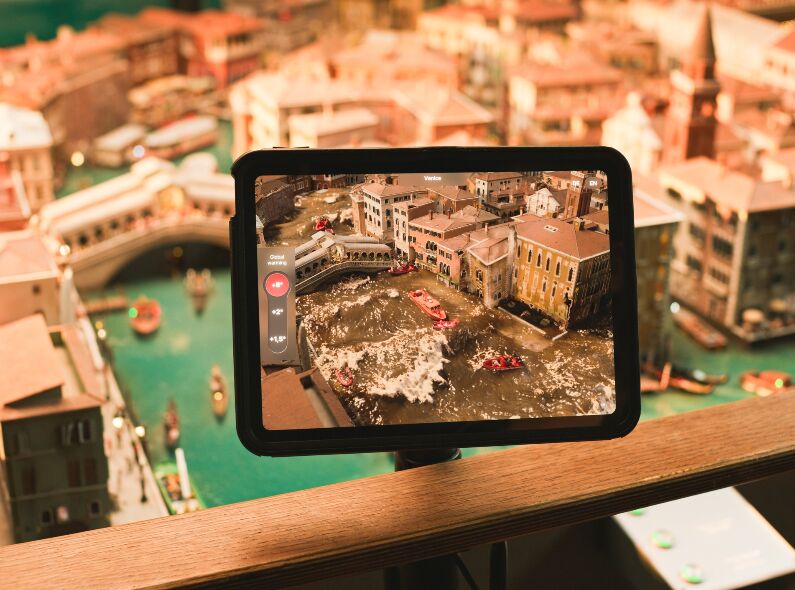 'Climate change made tangible' - TELEKOM campaign by Grabarz & Partner shows climate change with AR in the Miniatur Wunderland