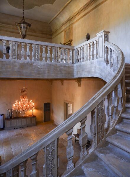 7 SEAS PRODUCTIONS presents a fairytale vintage château in the south of France from its location archive