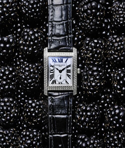 Jewelry, watches, cosmetics - Andreas ACHMANN c/o KRISTINA KORB photographs luxury for GLAMOUR magazine