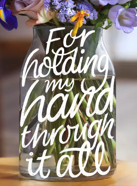 BLOOM & WILD Kampagne mit emotionalen Botschaften, gestaltet von Typograph & Illustrator Oli Frape c/o MAKING PICTURES