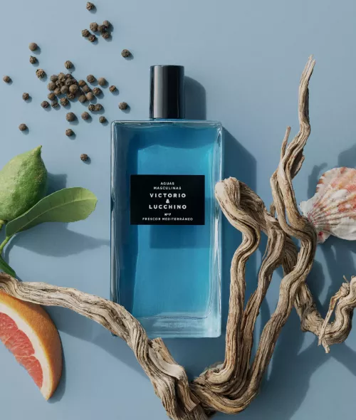 New perfume bottles for Victorio & Lucchino - Photography and Art Direction by Maciek MILOCH c/o STILLSTARS