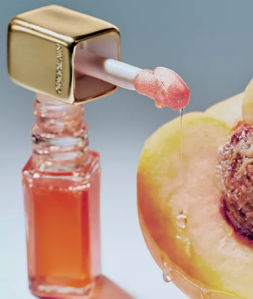 Capturing Beauty – Behind the Scenes at DOUGLAS. Discover the DOUGLAS GOURMET MAKE-UP campaign on GoSee – and meet the Creative Department at UPDATE-25-BERLIN