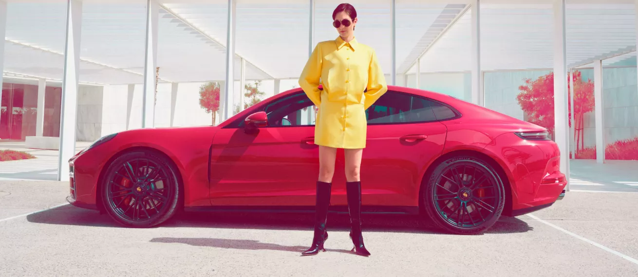 'Miami Spice' - photographed by HOLGER WILD with the Porsche Panamera in the lead role