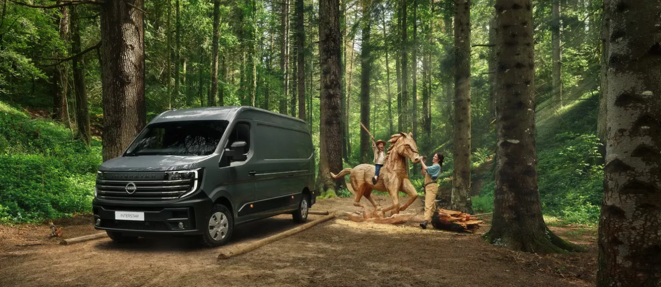 SÉBASTIEN STAUB fotografiert die neue NISSAN LCV-Serie in Barcelona
