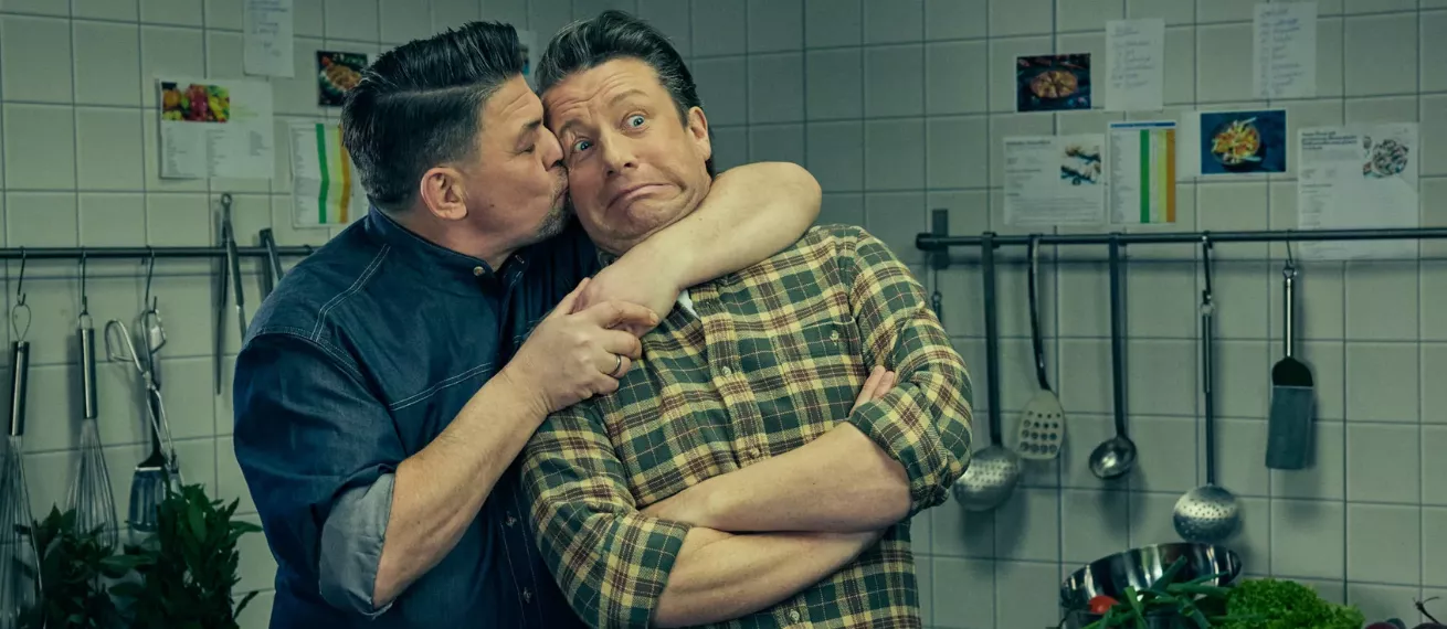 'Kitchen Impossible X' - anniversary campaign with Tim Mälzer & Jamie Oliver photographed by Philipp Rathmer c/o UPFRONT