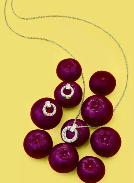 Haute Joaillerie for your everyday life - Andreas ACHMANN photographed for the jewelry manufacturer LEO WITTWER
