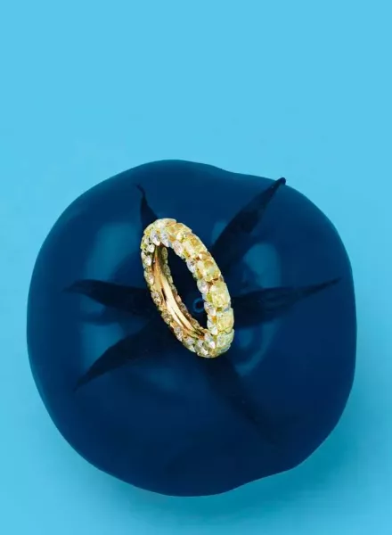 Haute Joaillerie for your everyday life - Andreas ACHMANN photographed for the jewelry manufacturer LEO WITTWER