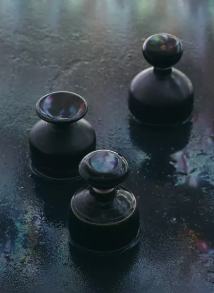 Maciek MILOCH c/o STILLSTARS photographed a 'Perfume Stills' series for the 38th issue of the Weimar-based LE MILE magazine