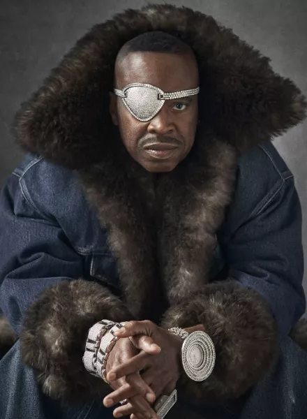 Rapper SLICK RICK is one of the four cover stars of the ‘HIP HOP & FASHION’ autumn issue of SOMETHING ABOUT ROCKS magazine