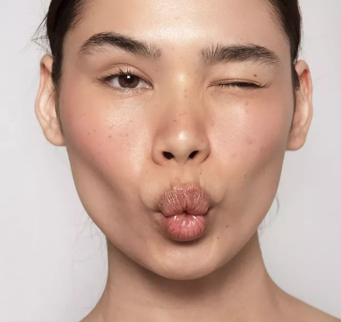 Kaylee Vianne, Amina Audrey, Gracie Knight, Jana Skye - Brigitte SIRE c/o ALYSSA PIZER MANAGEMENT fotografiert eine freie Beauty-Strecke mit frischen Gesichtern, Makeup Francesca Martin