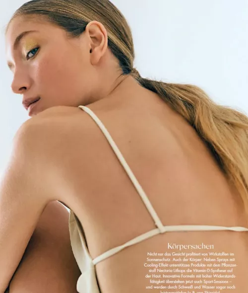 'Von der Sonne geküsst' - RAMONA REUTER fotografiert das Beauty-Editoral für das MYSELF Magazin in dem clevere Pflege-Produkte die Hauptrolle spielen