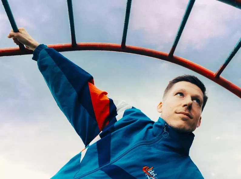 Sophie Schwarzenberger photographs comedian Björn von Morgenstern
