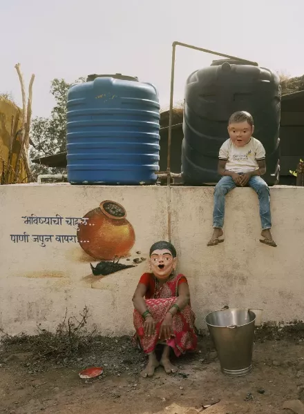 Gauri Gill 'Acts of Appearance' - Masken zwischen Alltag und Traum (Edition Patrick Frey)