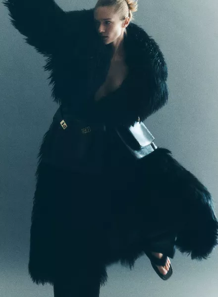 'Bright & Early' - ELLE UK COLLECTIONS Fashion Special von Tom Schirmacher, produziert von JPPS CREATIVE PRODUCTIONS