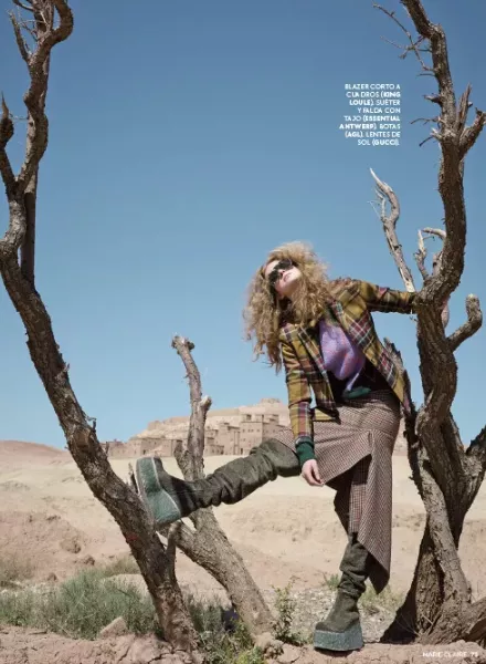 'En el desierto' - MARIE CLAIRE Argentina mit Esther Lomb, fotografiert von Michael Munique c/o NEUBAUERSCHWARZ
