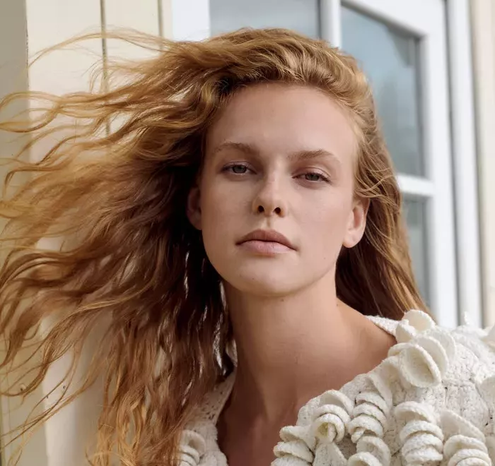 'Esther' - eine freie Arbeit von Fotografin Sarah STORCH c/o DOUBLE T Photographers featuring Model Esther Lomb