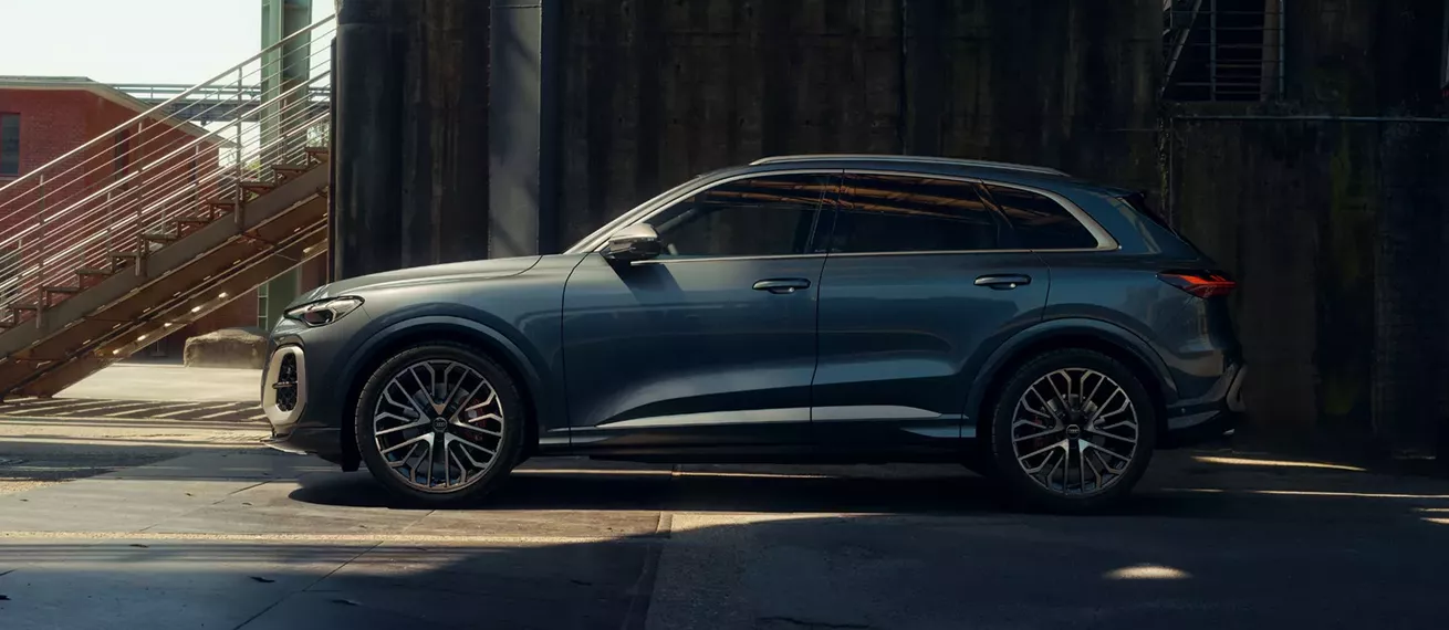 'AUDI SQ5 - EXPLORATION OF LIGHT' - fotografiert von MICHAEL HANISCH