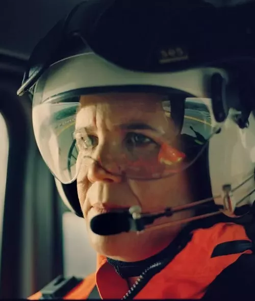 BRITISH VOGUE x Dr Anne Weaver of London’s Air Ambulance – photographed by Sam Wright c/o LGA MANAGEMENT