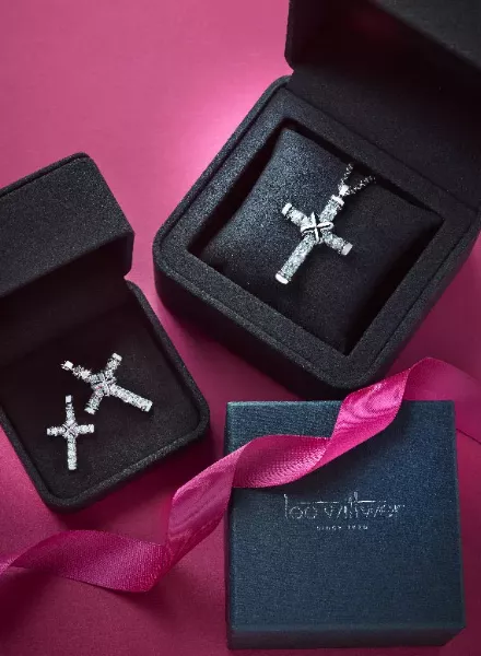 Finest Jewellery since 1920 - Andreas Achmann c/o KRISTINA KORB photographed for the traditional Pforzheim jeweler Leo Wittwer