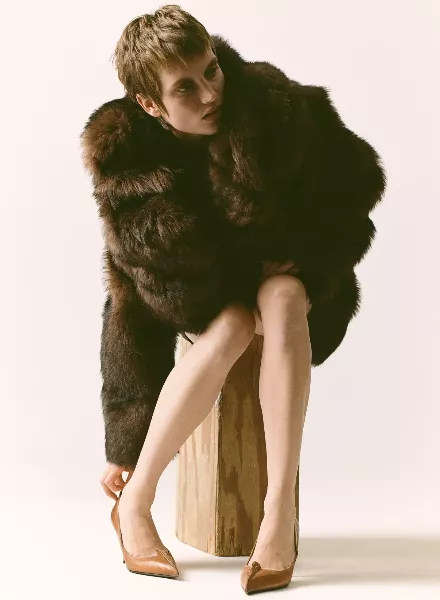 JPPS Creative Productions produces Z Magazine editorial with Bess van Noord photographed by Anna Daki