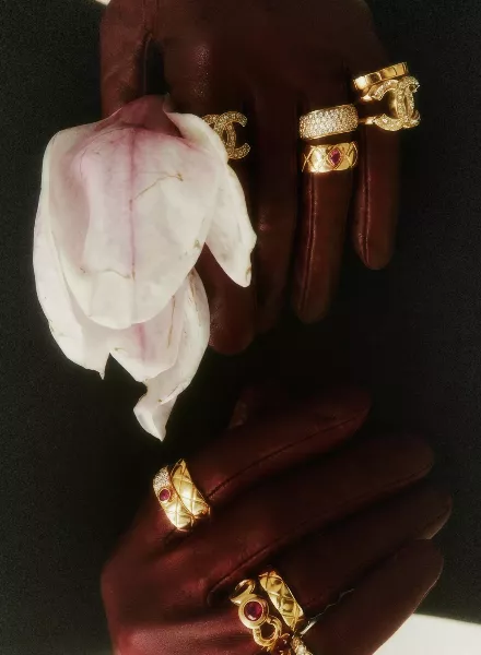 ‘Rings’ Beauty Special - lensed by by Christoph Klutsch for Vogue Ukraine