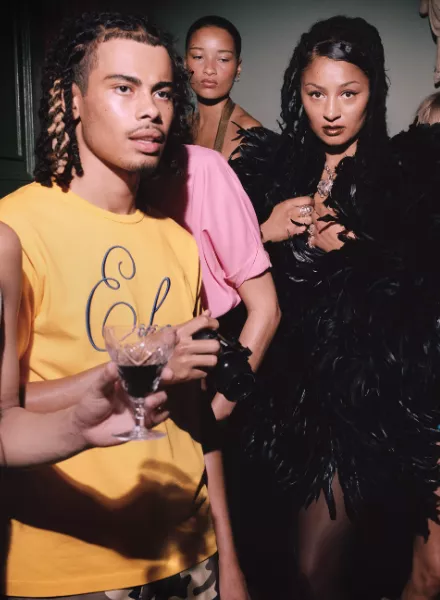 British cool is back! - Ewen Spencer photographed the UK's hottest It girls for VOGUE UK