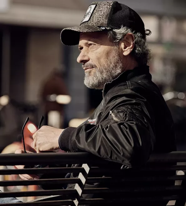Sebastian Damberger portrayed actor Vassili Kazakos