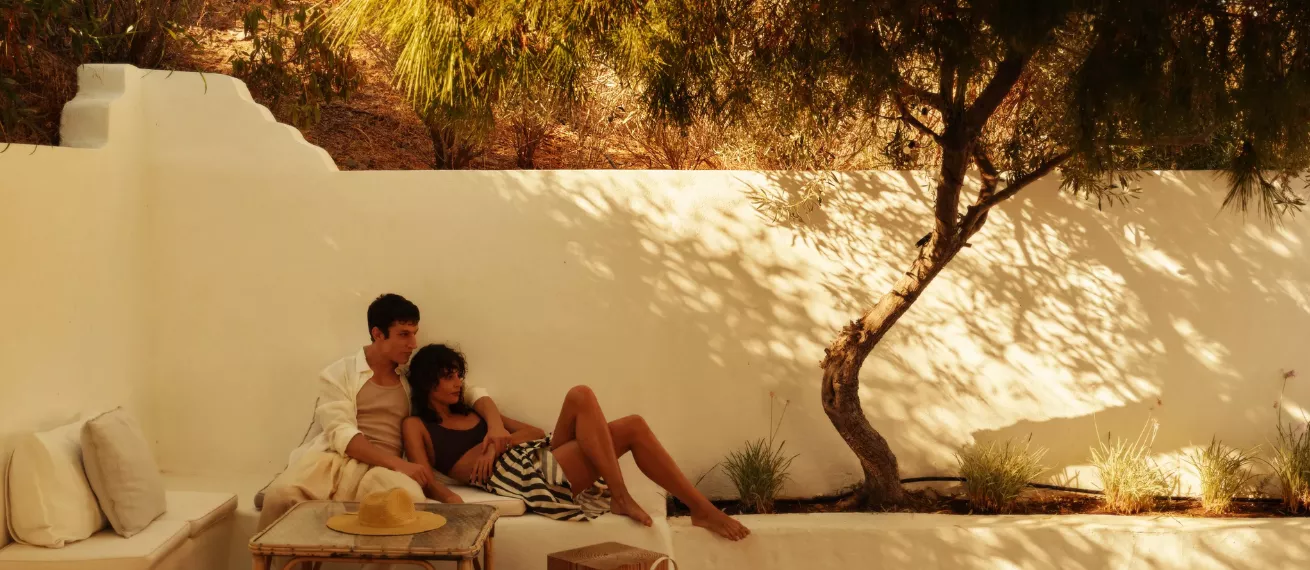 Sun-soaked moments in Athens by Özgür Albayrak