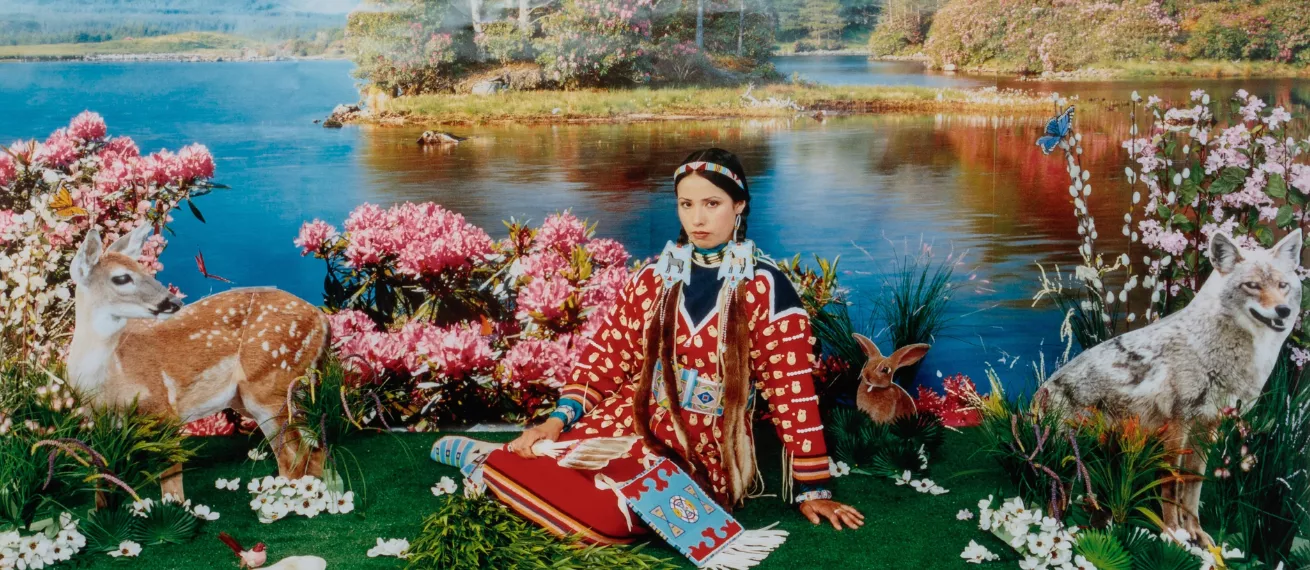 'Fast ein Paradies – Kolonialzeitliche Fotografie in der Gegenwartskunst' im Museum Rietberg in Zürich