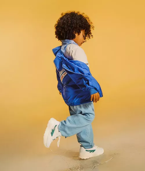 Hannah Lipowsky fotografiert die Kids-Kampagne der Premium-Sneaker- und Lifestyle-Linie Hi-Tec HTS74