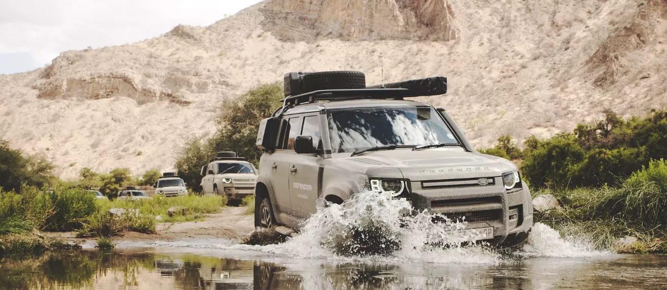 Defender Experience Namibia - Oliver Vonberg accompanied the legendary self-drive safari with his camera