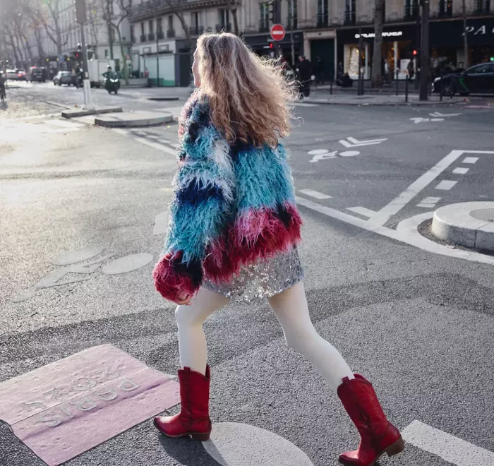 Les couleurs de la hyene urbaine - a personal project by photographer Simone Schneider
