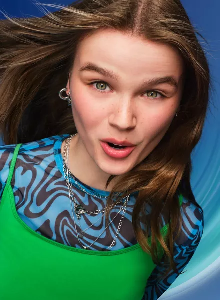 Felix Krüger photographed the 'Ride the Airwaves' campaign - post-production for Airwaves was done by Retouched Studios.