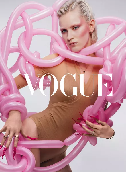 Vogue CS x Chanel Beauty – Special by Make-up Artist Loni Baur & Set Designer Theresa Rohe